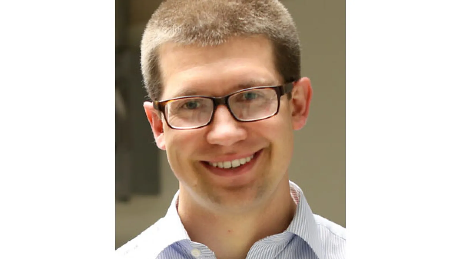 Robert Baker headshot