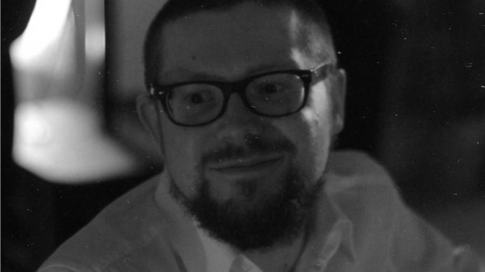 Florian Busch Headshot